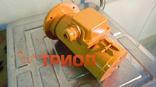 Электромотор 24В 7,0A 1,8об/мин 150Нм д/серводвиг. EWA12. Код 60-50-3257 (ст. 81-31-4781)